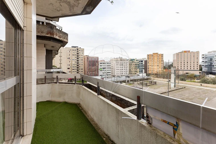 Apartamento T2 para Venda em Cidade da Maia Foto 13