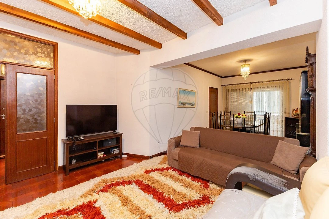 Apartamento T2 para Venda em Cidade da Maia Foto 14