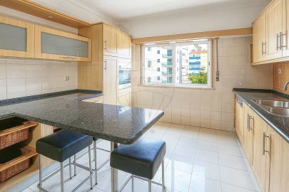 Apartamento T3 para Arrendamento em Cascais e Estoril