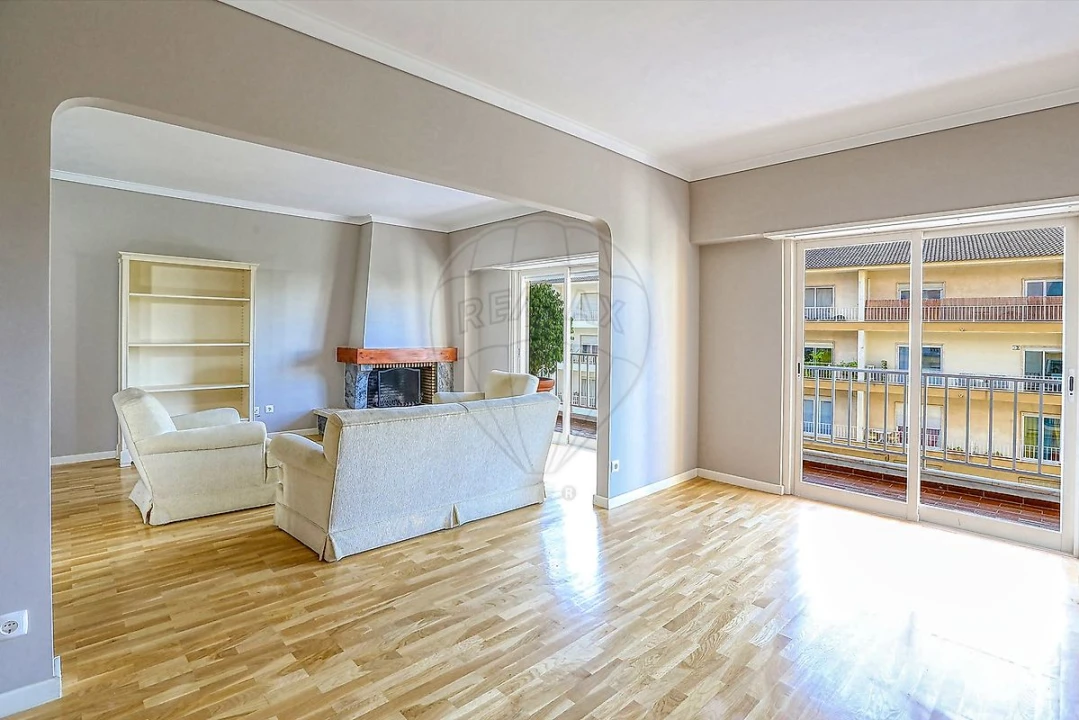 Apartamento T3 para Arrendamento em Cascais e Estoril Foto 4