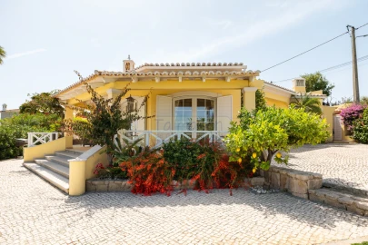 Moradia T3 para Venda em Loule (São Clemente)