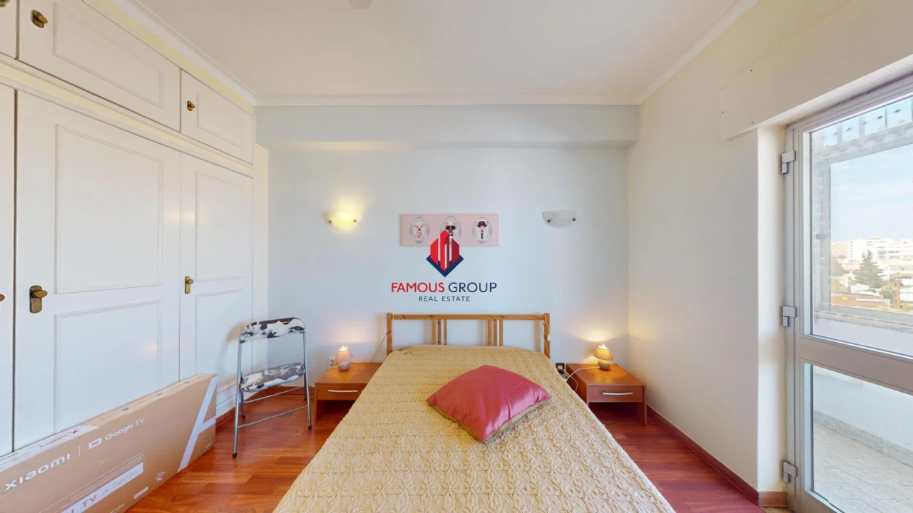 Apartamento T3 para Venda em Portimão Foto 10