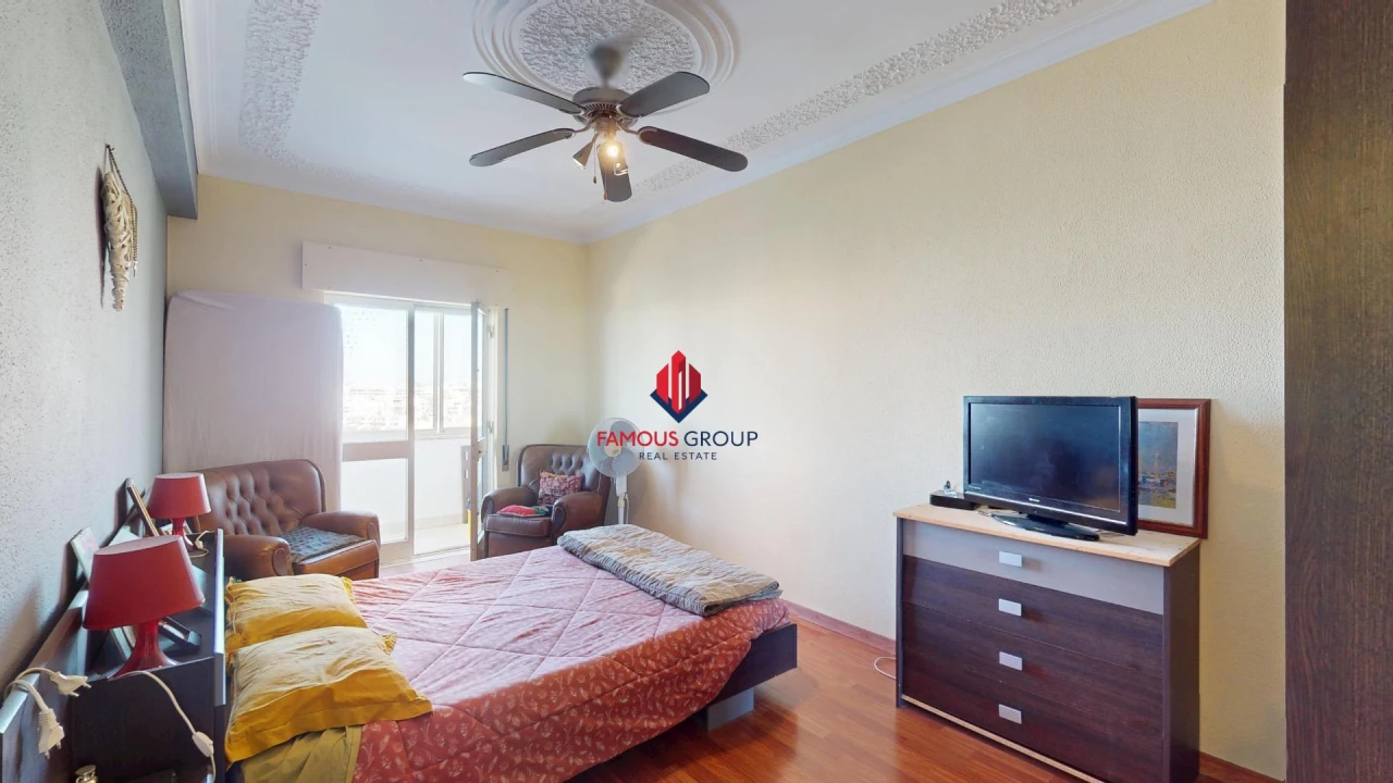 Apartamento T3 para Venda em Portimão Foto 14