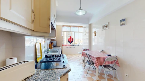 Apartamento T3 para Venda em Portimão