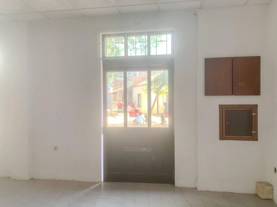 Negócio para Venda em Alhos Vedros Foto 11