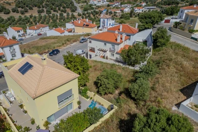 Terreno para Venda em Santa Maria do Castelo e Santiago e Santa Susana