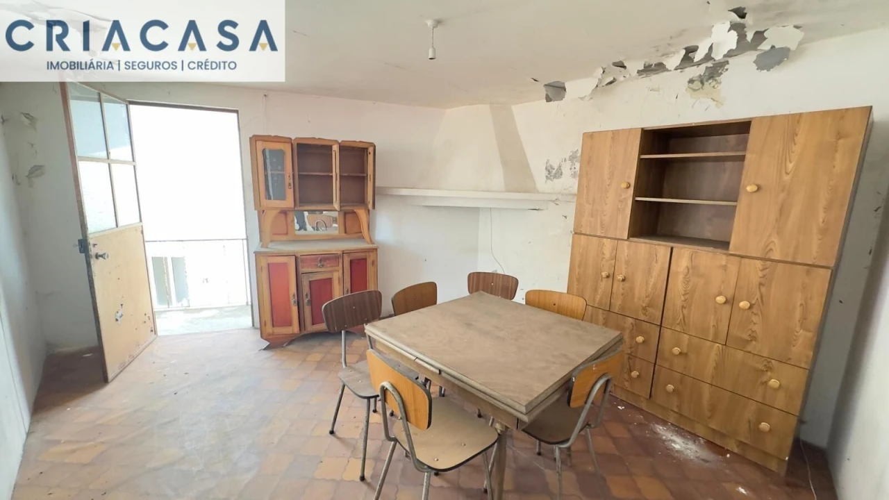 Moradia T2 para Venda em Silgueiros Foto 19
