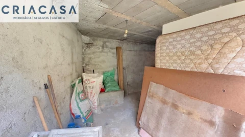 Moradia T2 para Venda em Silgueiros
