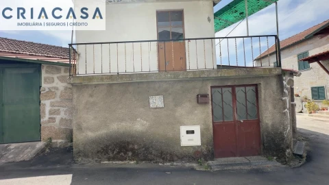 Moradia T2 para Venda em Silgueiros