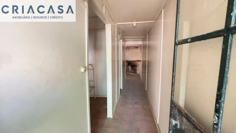 Moradia T2 para Venda em Silgueiros