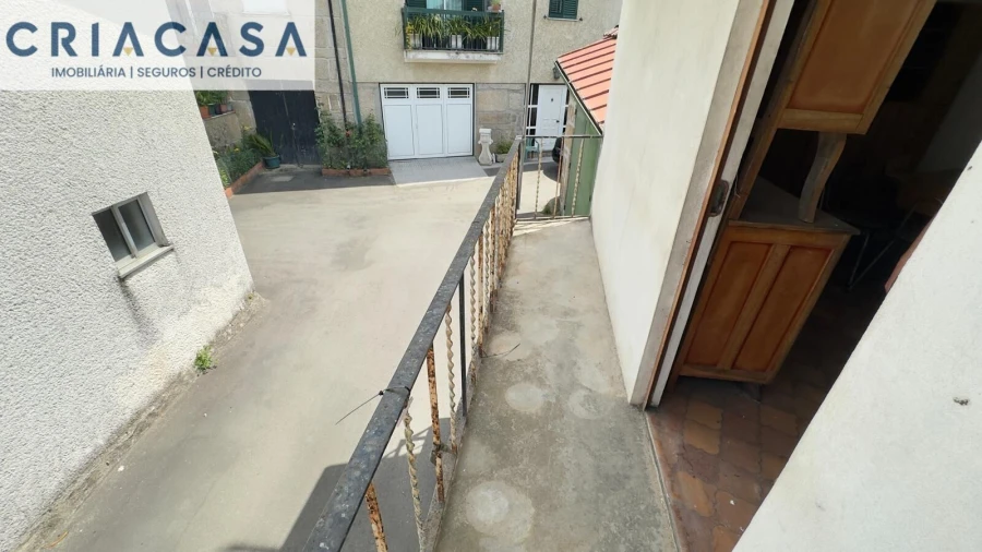 Moradia T2 para Venda em Silgueiros Foto 28