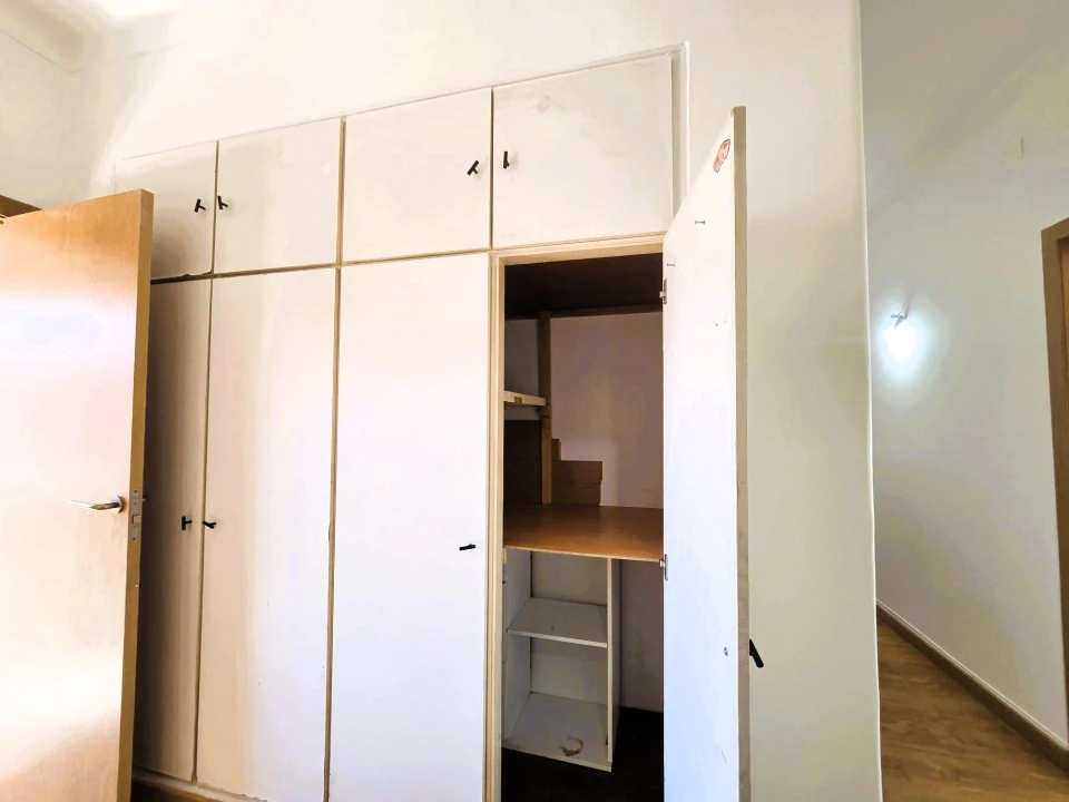 Apartamento T4 para Venda em Agualva e Mira-Sintra Foto 10