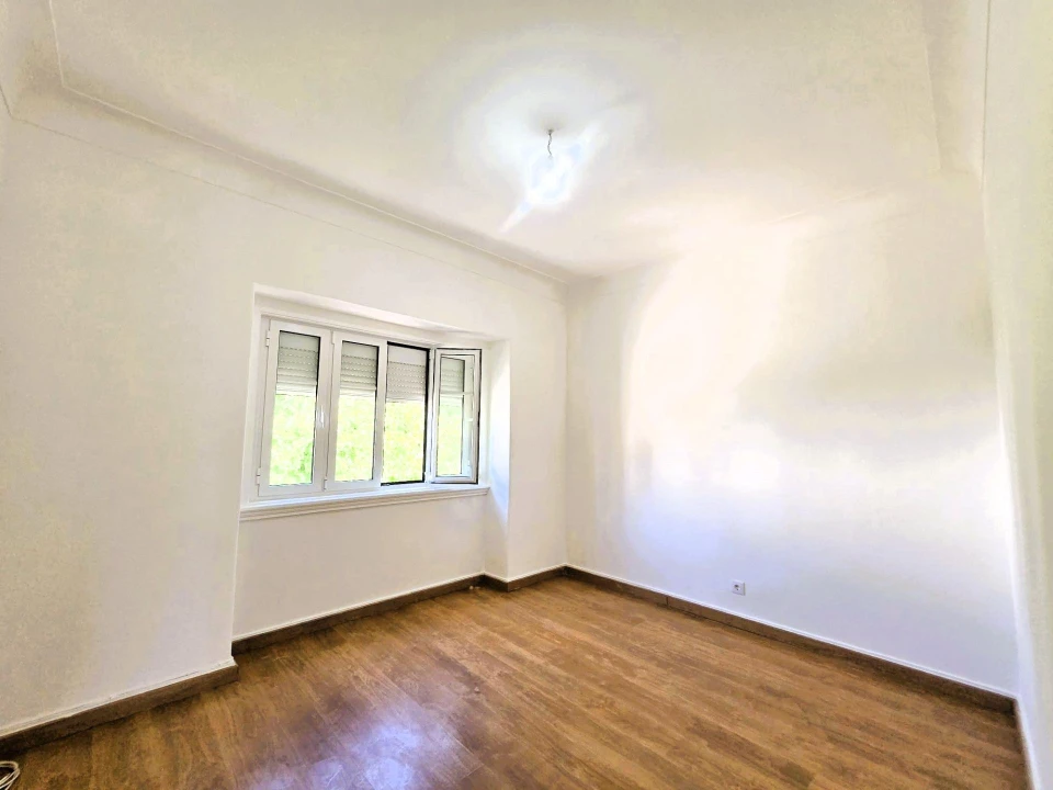 Apartamento T4 para Venda em Agualva e Mira-Sintra Foto 19