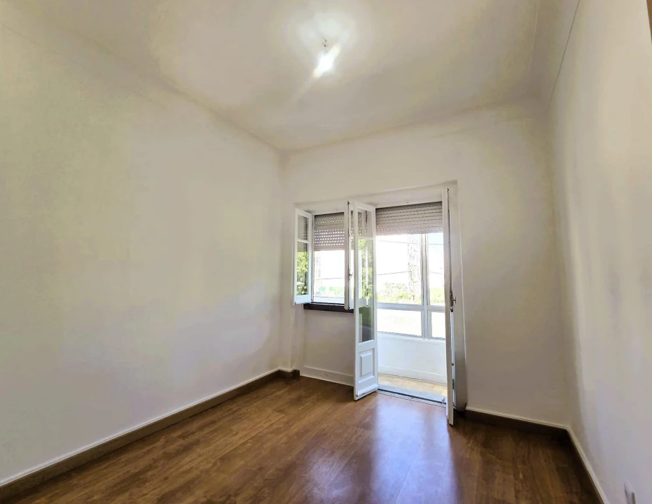 Apartamento T4 para Venda em Agualva e Mira-Sintra Foto 20