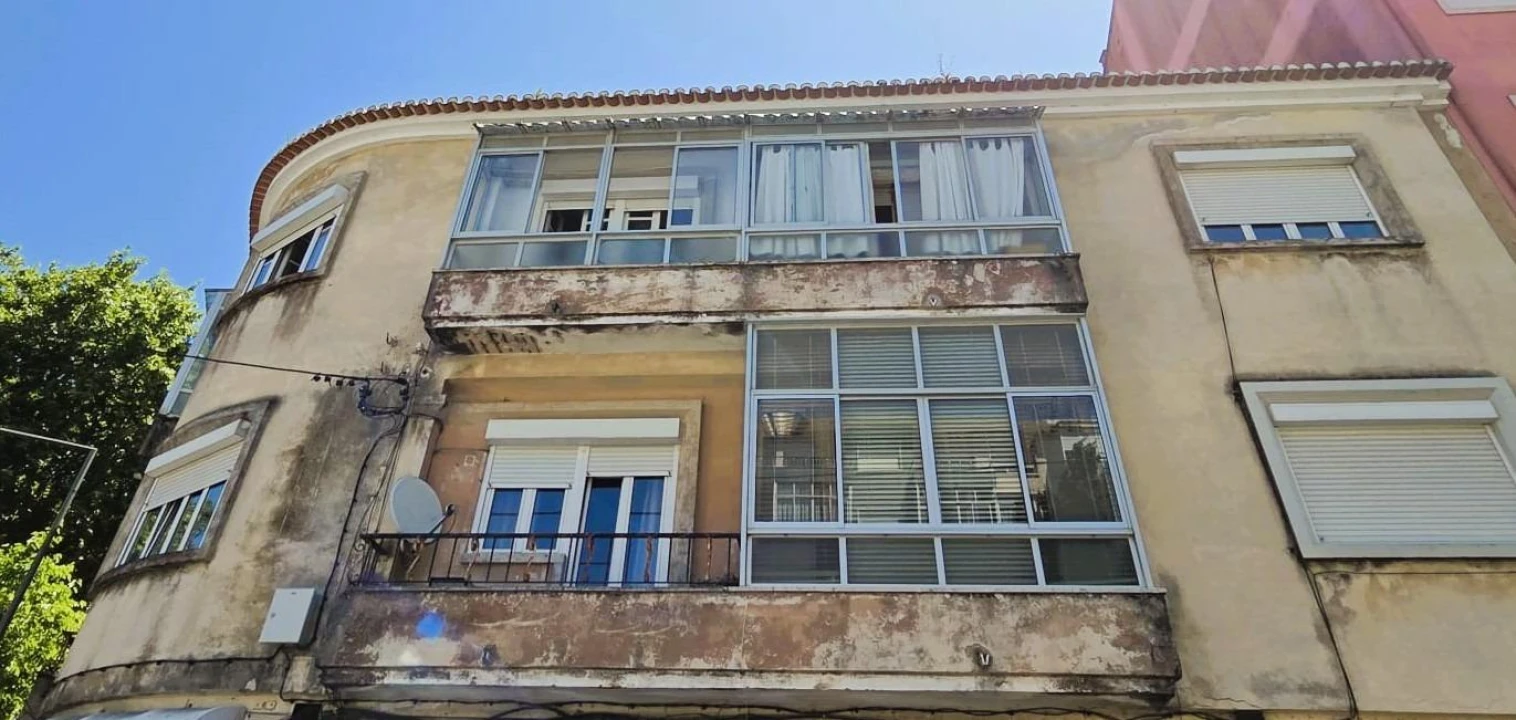Apartamento T4 para Venda em Agualva e Mira-Sintra Foto 23