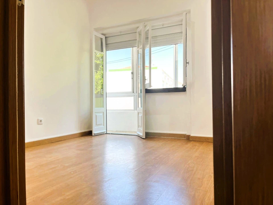 Apartamento T4 para Venda em Agualva e Mira-Sintra Foto 30