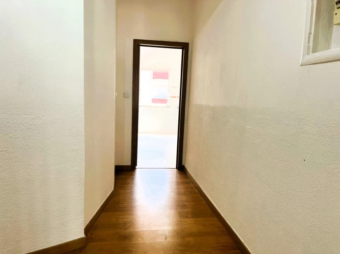 Apartamento T4 para Venda em Agualva e Mira-Sintra Foto 24