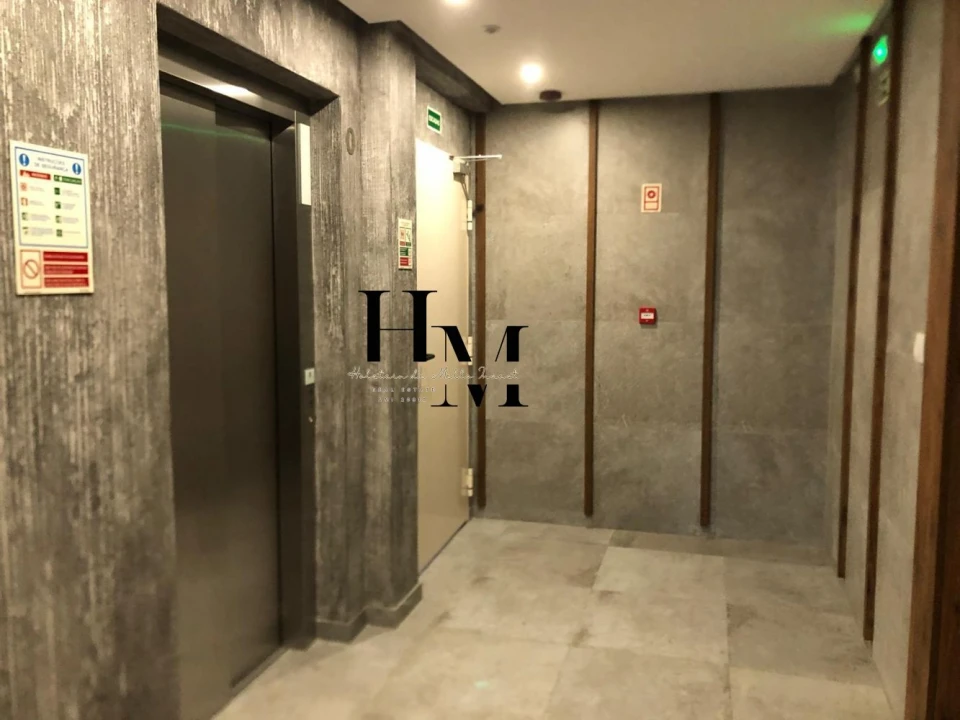Apartamento T4 para Venda em Carcavelos e Parede Foto 18