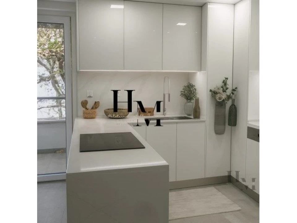 Apartamento T4 para Venda em Carcavelos e Parede Foto 6