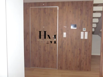 Apartamento T4 para Venda em Carcavelos e Parede
