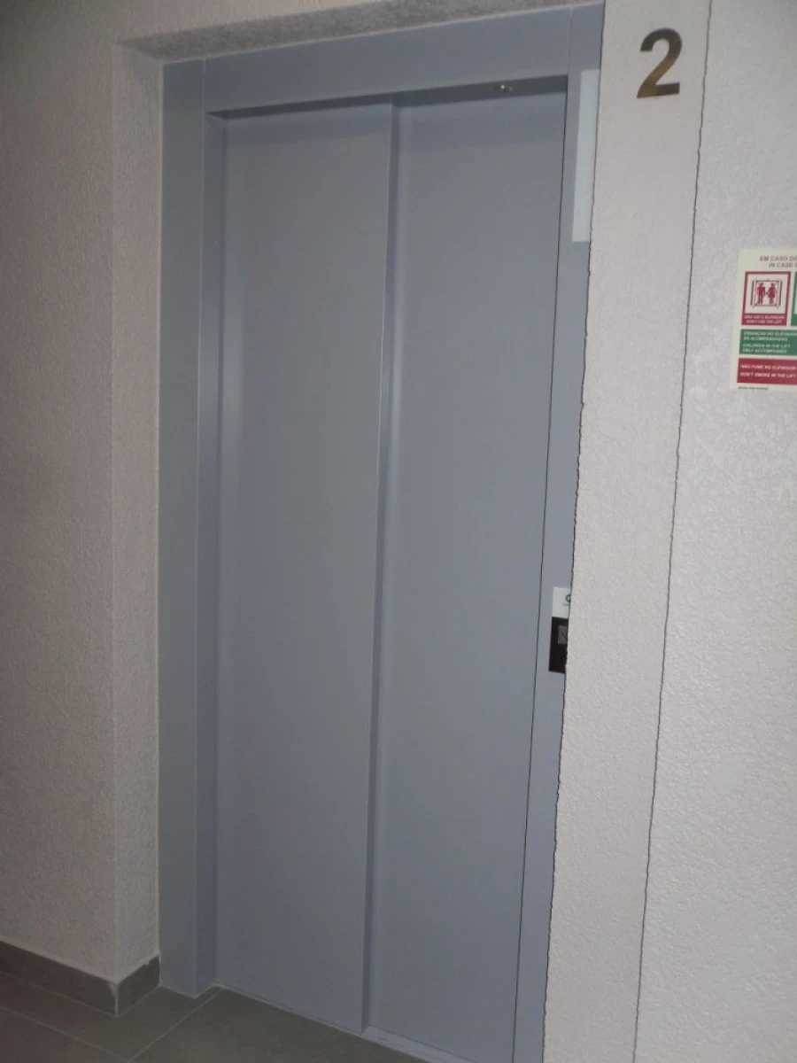 Apartamento T4 para Venda em Carcavelos e Parede Foto 14