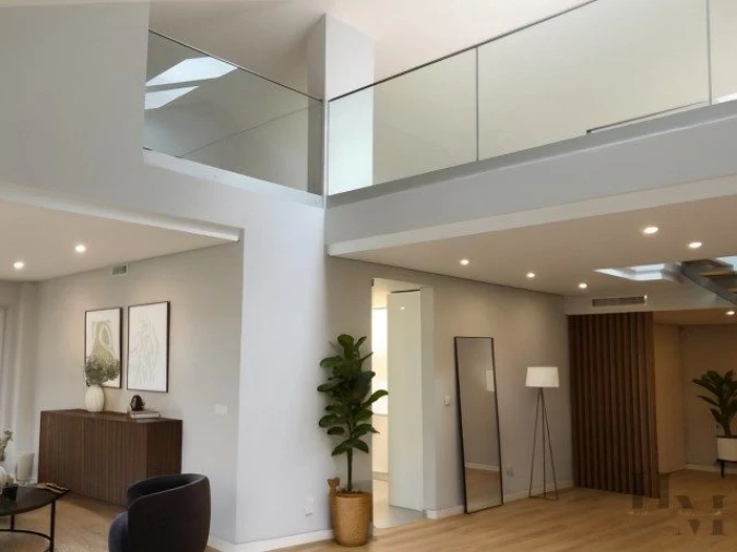 Apartamento T4 para Venda em Carcavelos e Parede Foto 5