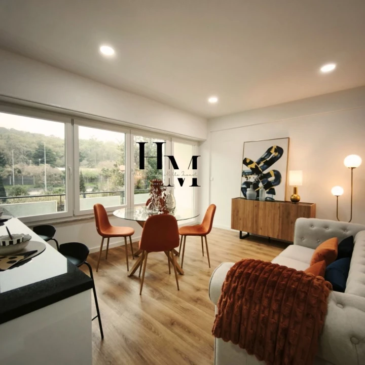 Apartamento T3 para Venda em Benfica Foto 1