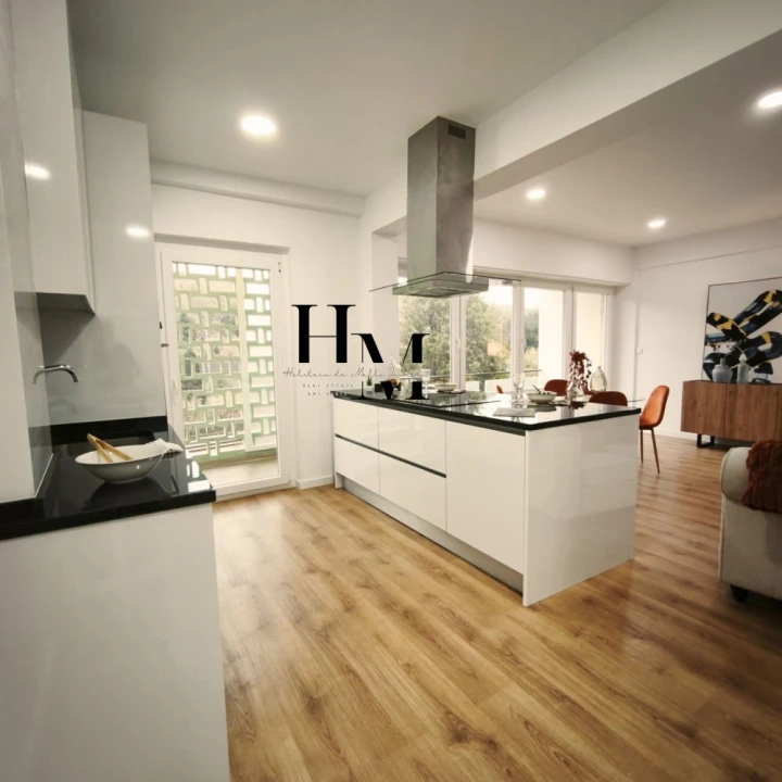 Apartamento T3 para Venda em Benfica Foto 9