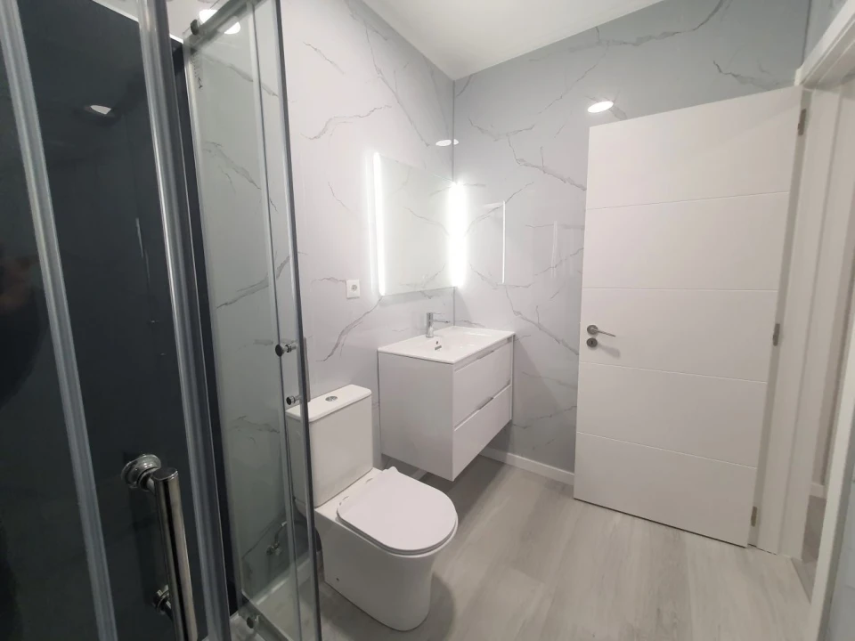 Apartamento T2 para Venda em Oeiras e São Julião da Barra, Paço de Arcos e Caxias Foto 13