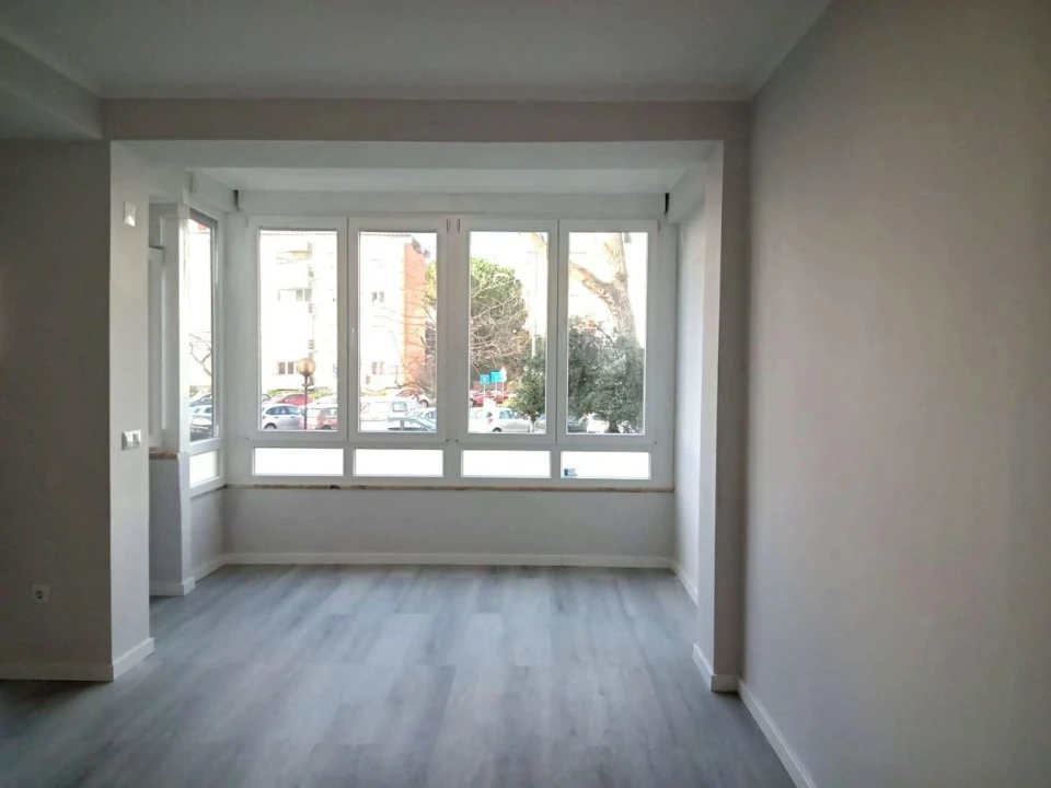 Apartamento T2 para Venda em Oeiras e São Julião da Barra, Paço de Arcos e Caxias Foto 7
