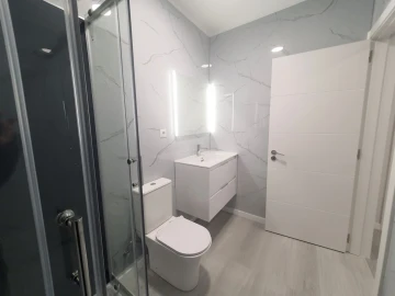 Apartamento T2 para Venda em Oeiras e São Julião da Barra, Paço de Arcos e Caxias