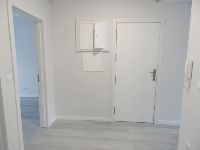 Apartamento T2 para Venda em Oeiras e São Julião da Barra, Paço de Arcos e Caxias Foto 3