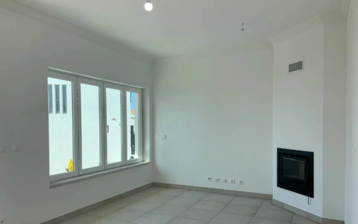 Moradia T4 para Venda em Ericeira Foto 11