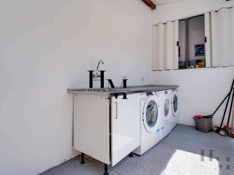 Moradia T9 para Venda em Ajuda Foto 10