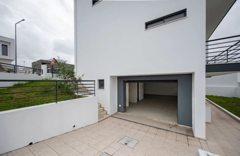 Moradia T5 para Venda em Laranjeiro e Feijó Foto 21