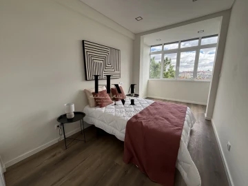 Apartamento T3 para Venda em Benfica