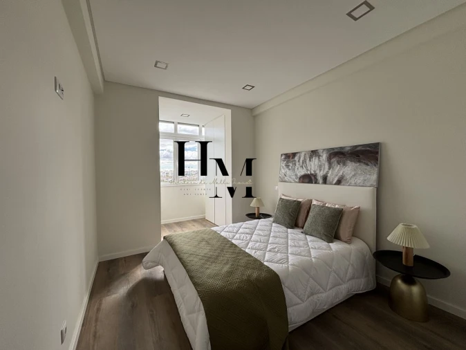 Apartamento T3 para Venda em Benfica Foto 4