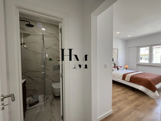 Apartamento T3 para Venda em Benfica Foto 12