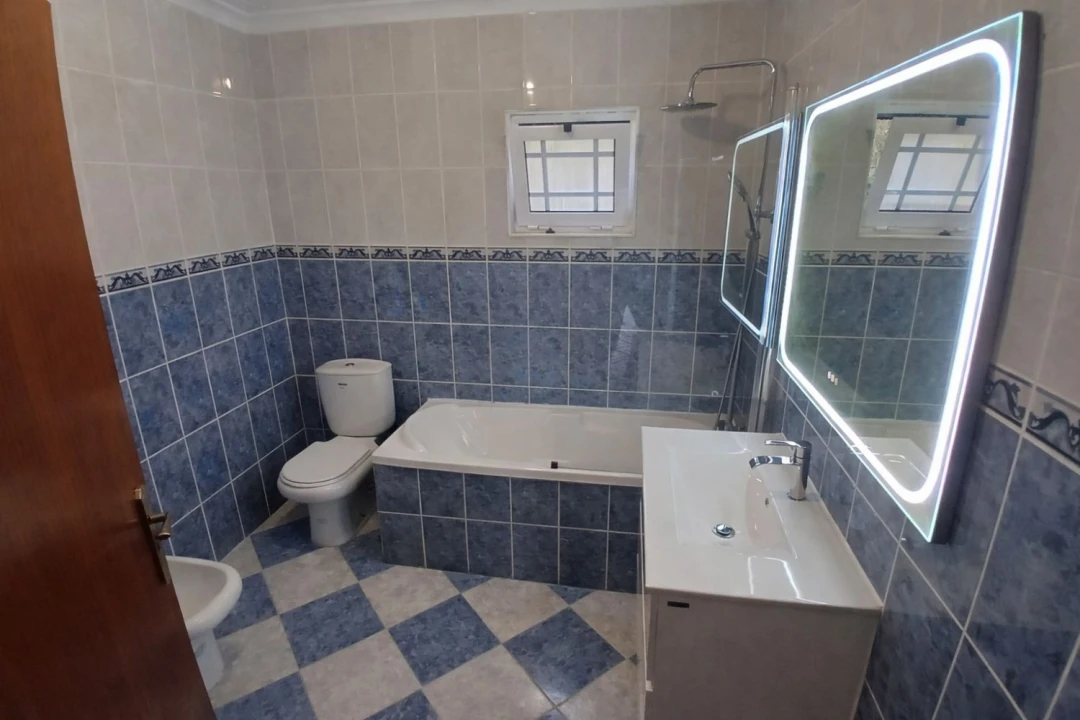 Moradia T4 para Venda em Amarante (São Gonçalo), Madalena, Cepelos e Gatão Foto 12