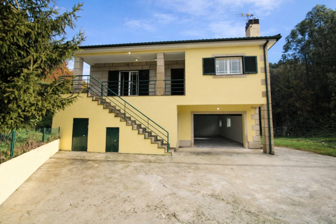 Moradia T4 para Venda em Amarante (São Gonçalo), Madalena, Cepelos e Gatão Foto 27