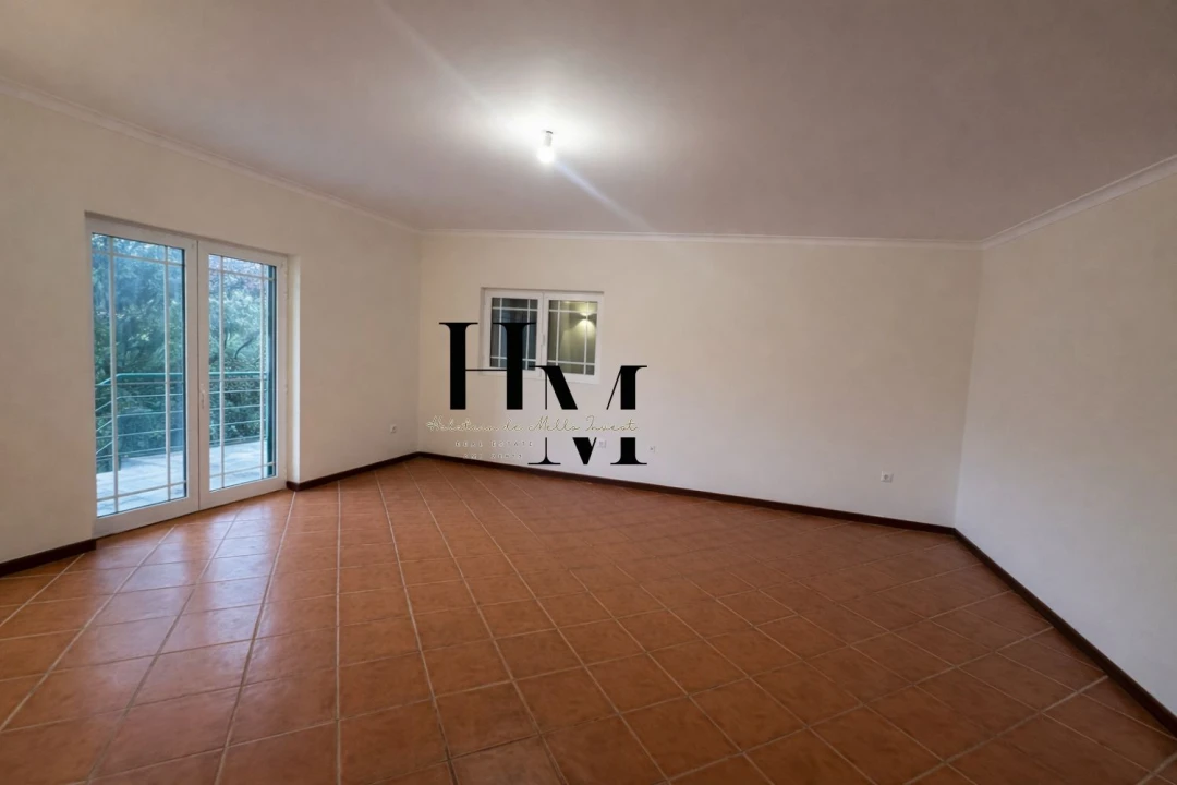 Moradia T4 para Venda em Amarante (São Gonçalo), Madalena, Cepelos e Gatão Foto 1