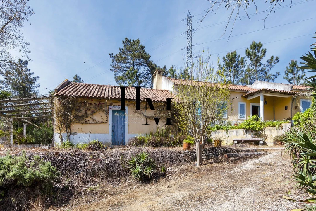 Moradia T6 para Venda em Aveiras de Baixo Foto 1