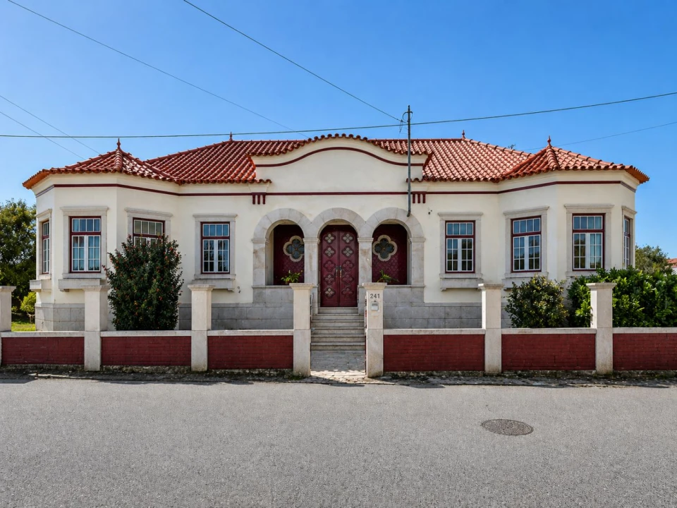 Moradia T4 para Venda em Coimbrão Foto 1