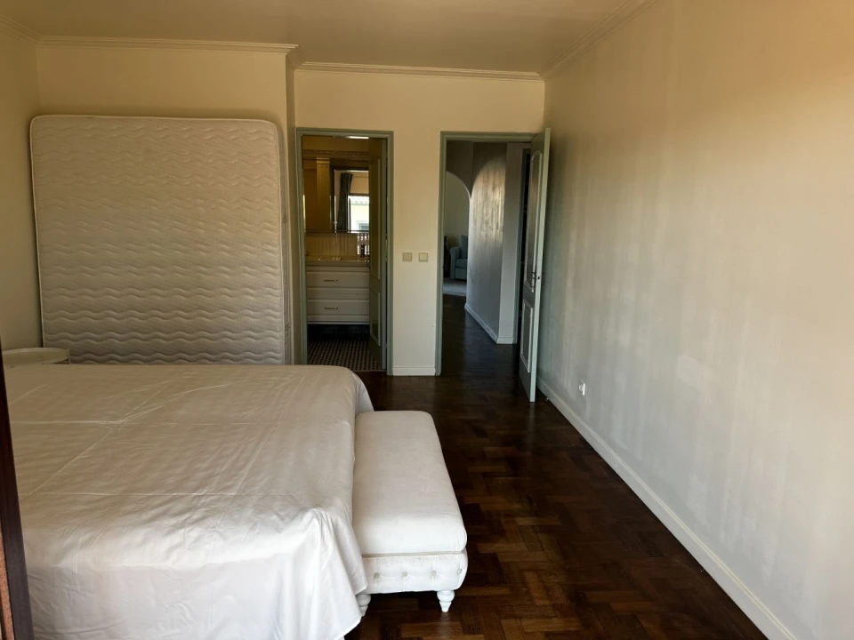 Moradia T4 para Venda em São Domingos de Rana Foto 26