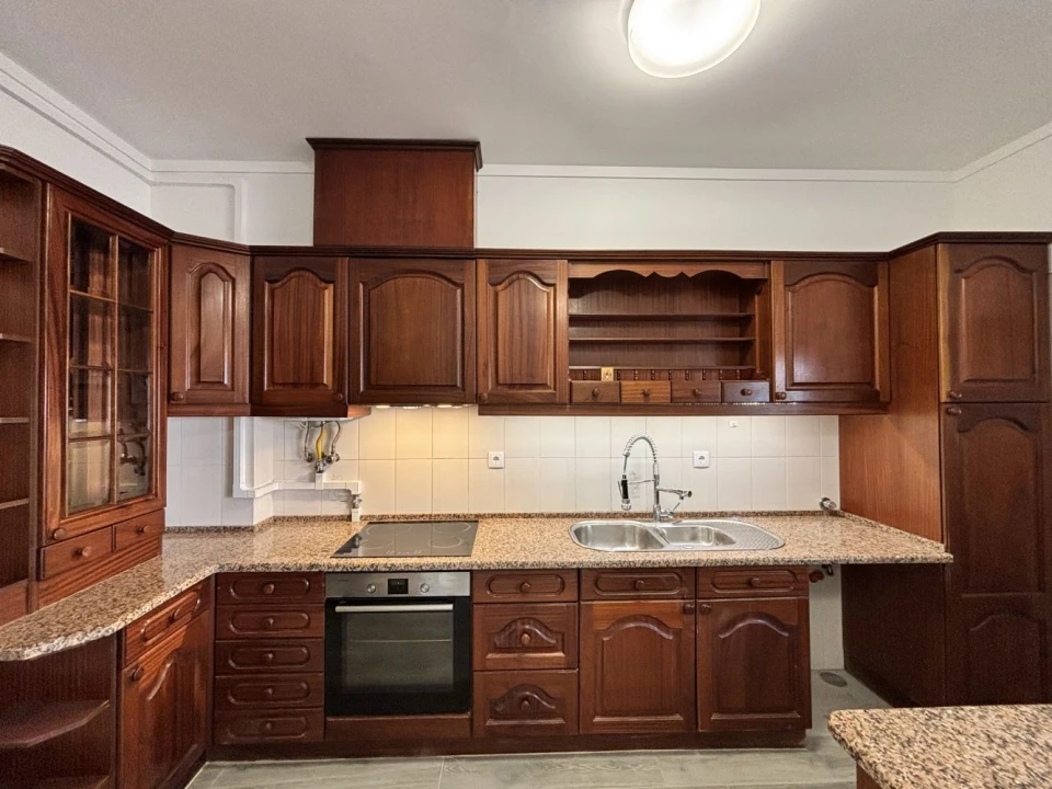 Apartamento T3 para Venda em Cascais e Estoril Foto 8