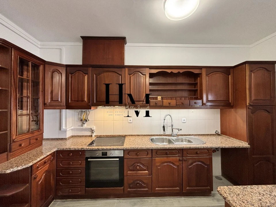 Apartamento T3 para Venda em Cascais e Estoril Foto 8