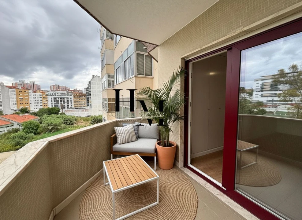 Apartamento T3 para Venda em São Domingos de Benfica Foto 27