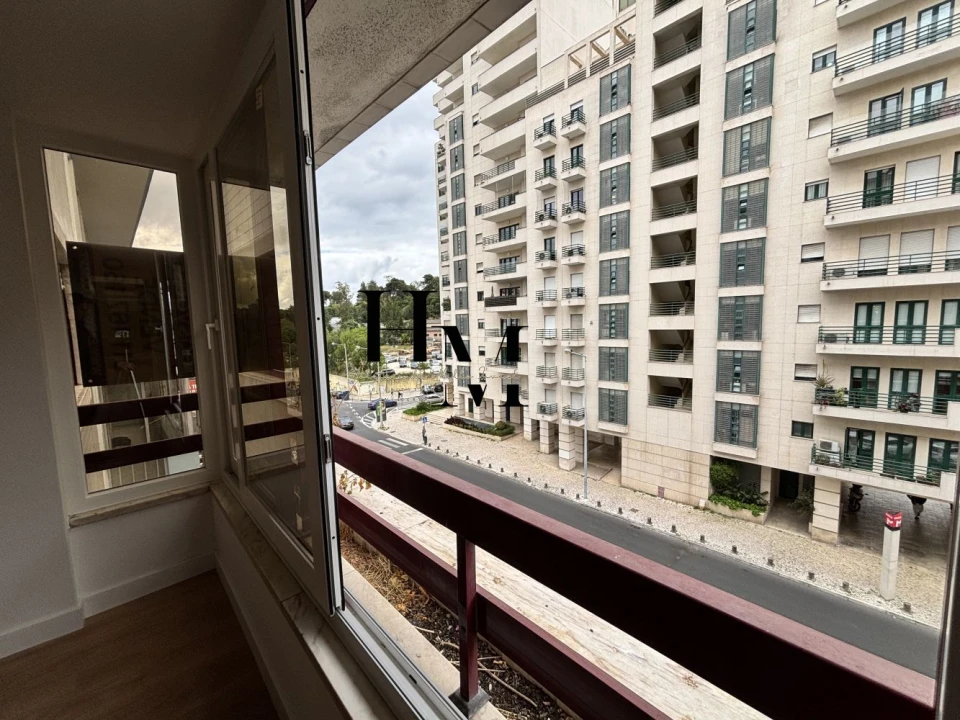 Apartamento T3 para Venda em São Domingos de Benfica Foto 32