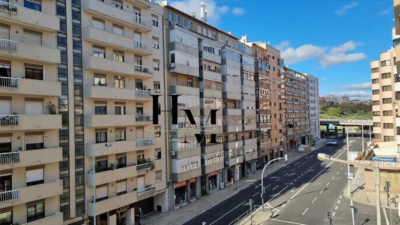 Apartamento T3 para Venda em São Domingos de Benfica Foto 35