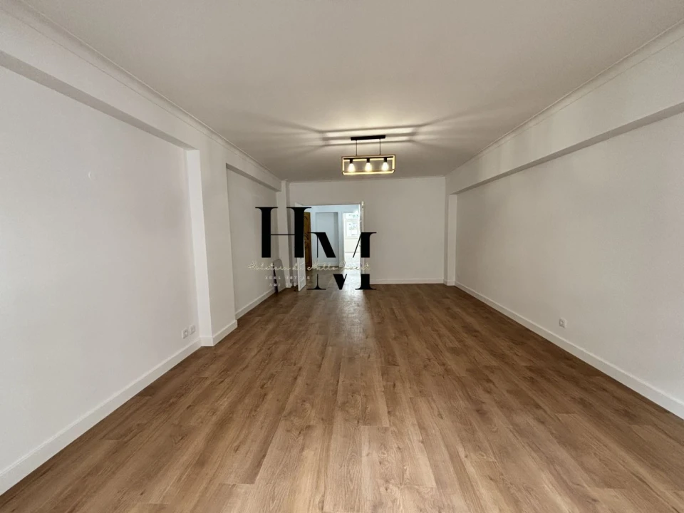 Apartamento T3 para Venda em São Domingos de Benfica Foto 4